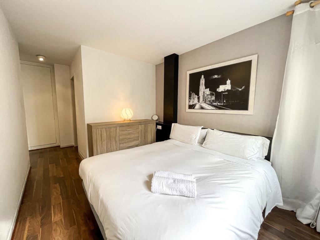 Apartamento Para 4 Con Terraza En El Centro Girona Exteriör bild